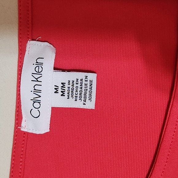 Calvin Klien Ladies Coral Top.  Sz M - Picture 7 of 7